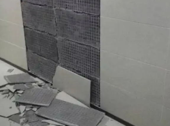 平潭瓷砖空鼓维修公司分享下平潭墙砖松动维修的知识